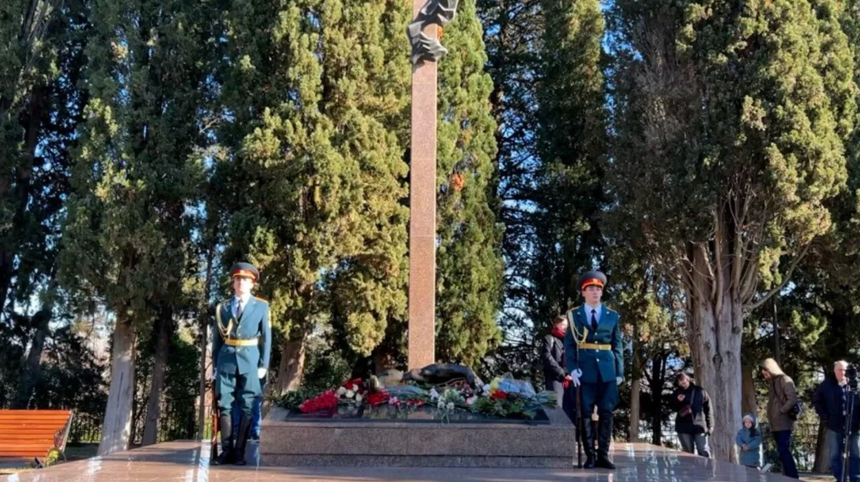 A solemn ceremony was held in Gudauta to honour the memory of the victims. 