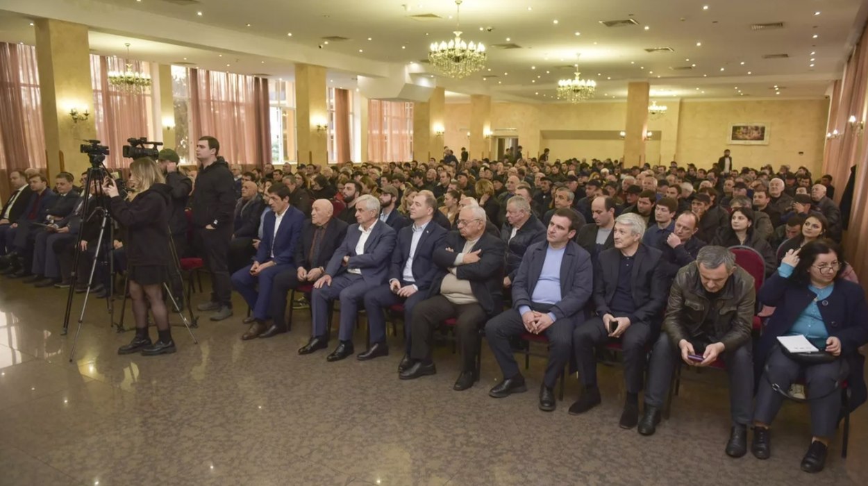 Abkhazian Opposition Calls for President's Resignation