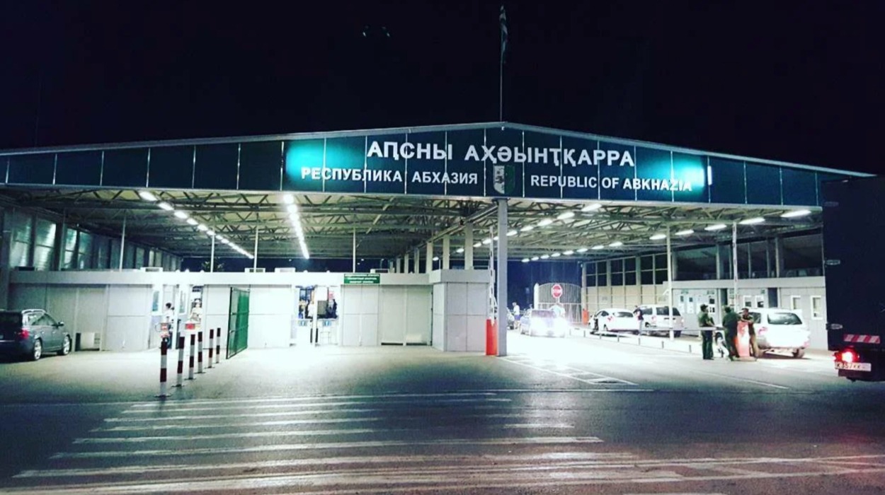 Abkhazia - Russia border checkpoint