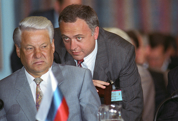 Russian President Boris Yeltsin and Foreign Minister Andrei Kozyrev.