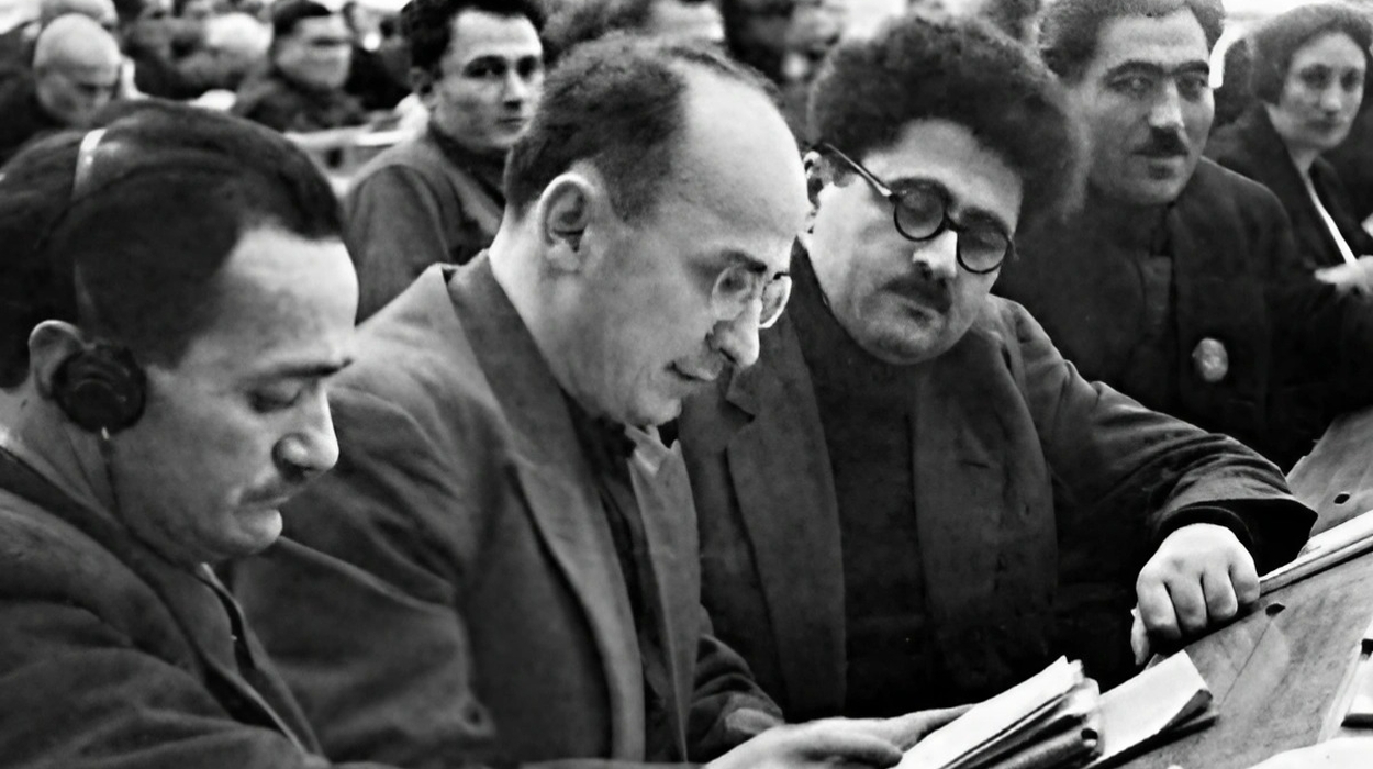 Nestor Lakoba (left), Lavrentiy Beria, Agasiy Khandzhyan at the party conference, 1935 | © The State Museum of Nestor Lakoba
