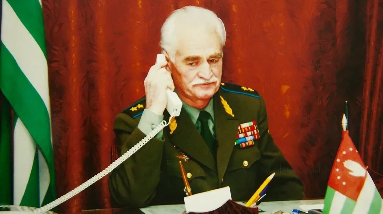 Sultan Sosnaliyev (23 April 1942 – 22 November 2008)