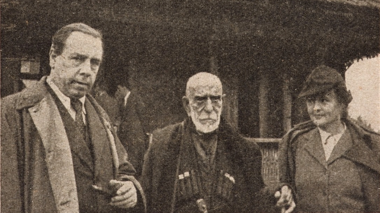 English playwright and novelist, John B. Priestley and his wife with 150 year-old Abkhazian peasant Ashkhangeri Bzhania (1945).